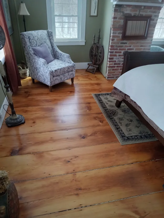 Flooring Contractor in Dover, NH Flooring Contractor in Dover, NH